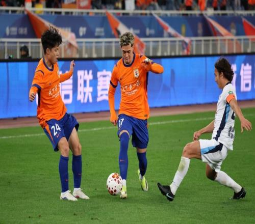 泰山隊(duì)備戰(zhàn)河南要提升活力，中場(chǎng)或有新變化，三大主力有望回歸