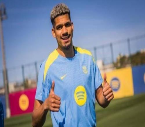 世體：阿勞霍正常參加了本周訓(xùn)練，巴薩沒有其他傷員能復(fù)出