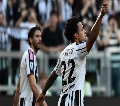 麥肯尼:最重要的就是贏球并提升排名下一輪要拿下亞特蘭大