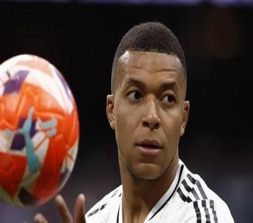 六臺主持人：姆巴佩在皇馬根本不跑動(dòng)，就等楚阿梅尼給他填坑