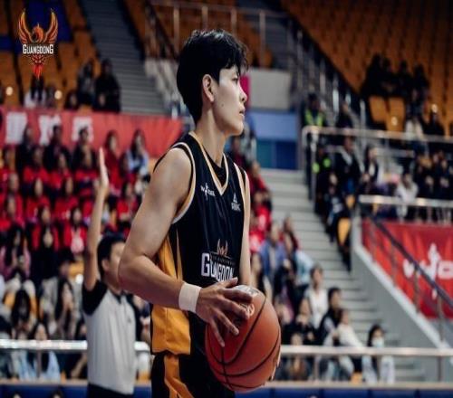 中國女籃隊長首次留洋！NBL1聯(lián)賽墨爾本老虎女籃官宣楊舒予簽約