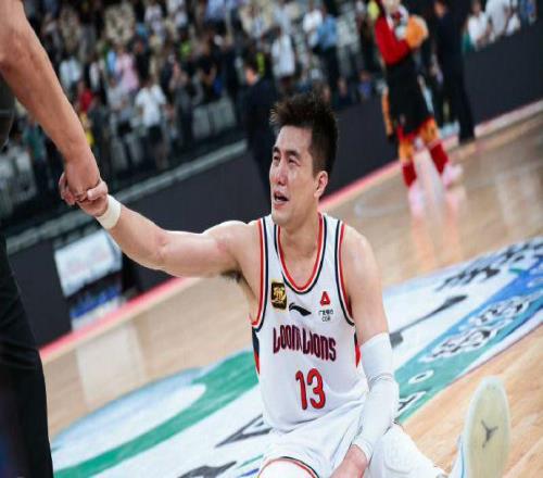 慘遭背叛！賽季報(bào)銷+千萬詐騙，今夏或無球可打，郭艾倫，天塌了