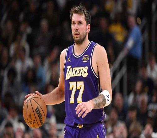 独行侠队的球迷永远不会原谅哈里森,将东契奇交易到洛杉矶湖人队