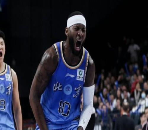 不可阻擋，杰曼19投12中砍下36分，第三節(jié)單節(jié)轟下17分