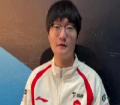 TES后台短访JKL:感觉有一段时间没赢过了,赢了就是爽