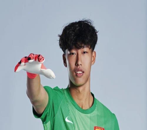 專訪丨姚浩洋：我的目標(biāo)，就是從中超踢到國家隊(duì)！