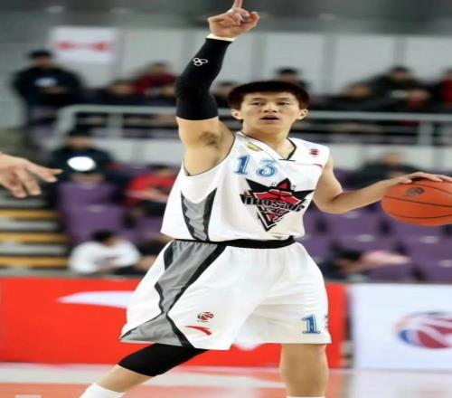 沒社會經驗,認知單一,被熟人欺騙的郭艾倫,竟成為第二個朱丹