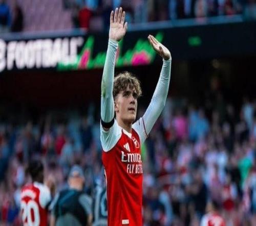 16岁97天,道曼成为欧冠历史上14决赛登场最年轻球员