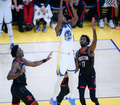 勇士110105擊敗國王球員評價:5人優秀,小庫里及格,3人低迷