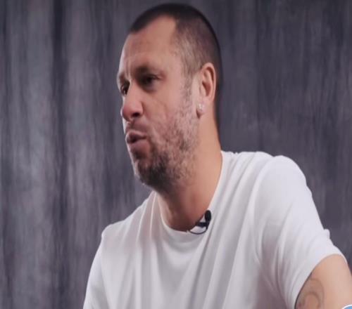 卡薩諾：勞塔羅是當今足壇前5中鋒，說他不夠關鍵的是小丑