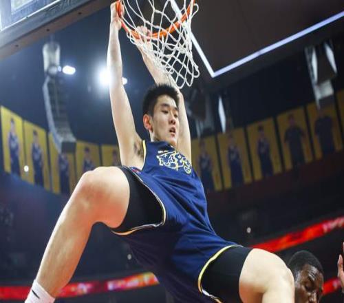 8投砍22分8板！廣東19歲小將打出CBA生涯最佳一戰(zhàn)，感謝杜鋒信任