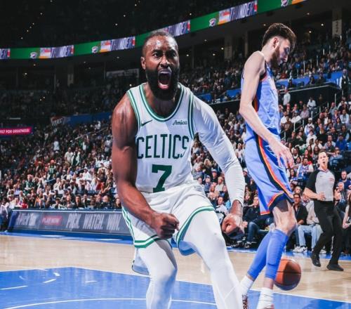 尼克斯vs凯尔特人前瞻:绿军赢球即锁定东部第2,伤病成变量
