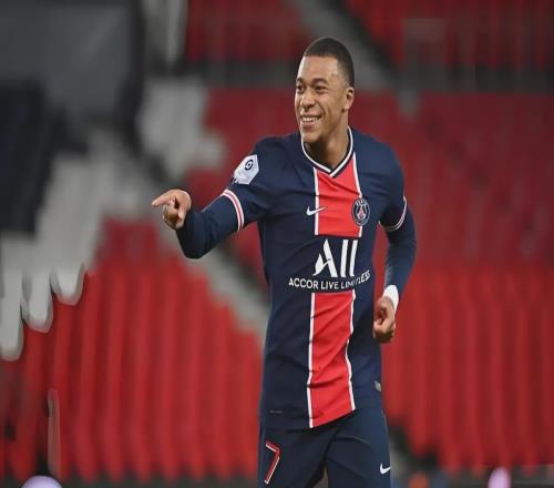 8000萬白菜價歐冠8球4助+6冠，他因“國籍”被嚴(yán)重低估！