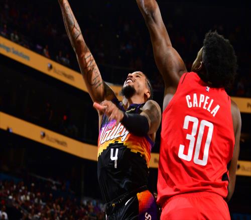 首節(jié)領先21分，34次罰球！仍然被火箭隊完成賽季橫掃，7連勝！