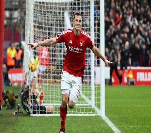 熱刺保級對手殺回20球鋒霸，諾丁漢森林憋了4個月的大招