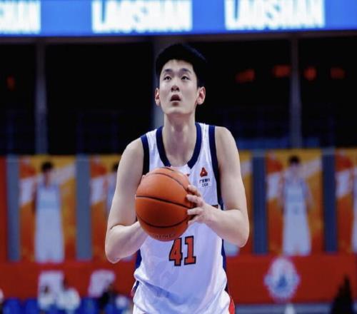 生涯之夜！王洪澤：感謝杜指導(dǎo)給我機(jī)會(huì)，希望自己能越打越好