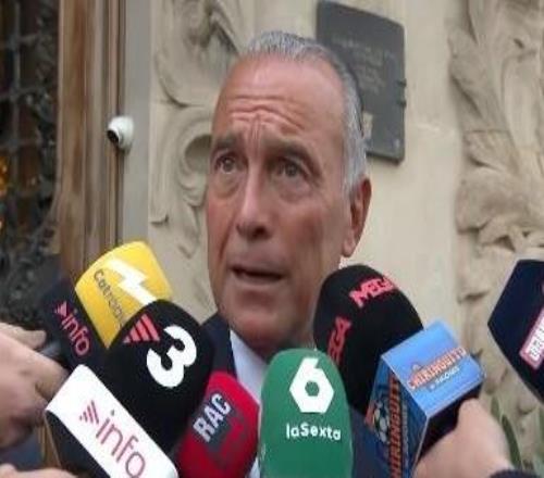 尤斯特:裁判犯错的次数实在太多,俱乐部正在内部评估此事