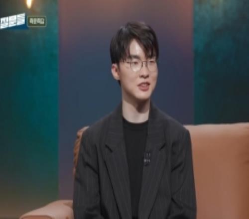Faker：如果重生一次不會(huì)再做職業(yè)選手，會(huì)順其自然生活