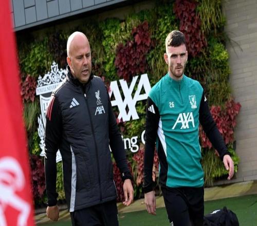 斯洛特：羅伯遜效力的這九年非常精彩，他在這里贏得了一切