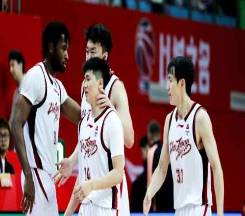 6連勝浙江攪亂前8！深圳1夜創(chuàng)2紀(jì)錄8隊鎖定季后賽，遼籃迎來大考
