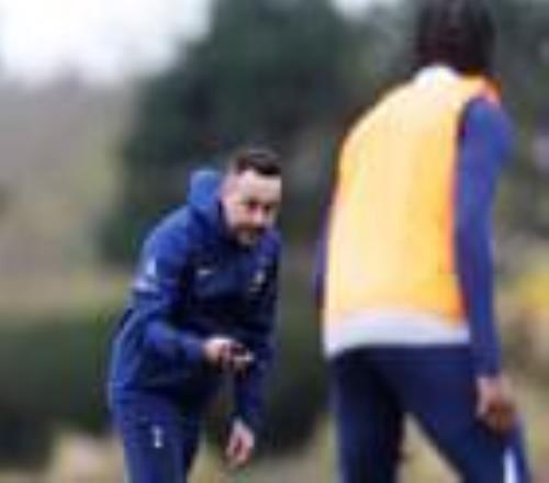 利物浦9年功勛被掃地出門，32歲羅伯遜沒等到續(xù)約合同