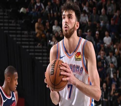 霍姆格倫：全隊專注于持續進步并做好迎戰任何對手的準備