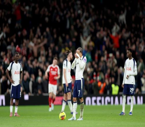 多位業(yè)內(nèi)人士：熱刺的球員要勇敢點，希望德澤爾比能激勵球員