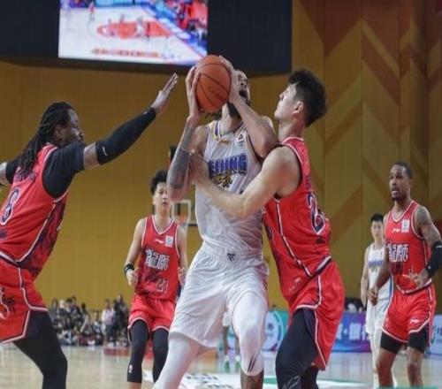 圖集CBA常規(guī)賽:廣州主場94103不敵北京