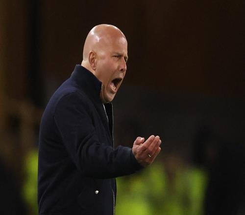 不會解雇斯洛特！英超落后21分，歐冠瀕臨出局，曝利物浦拒絕換帥