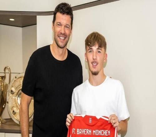 巴拉克：卡爾大概缺陣三周，很難確切說因?yàn)檫@因人而異