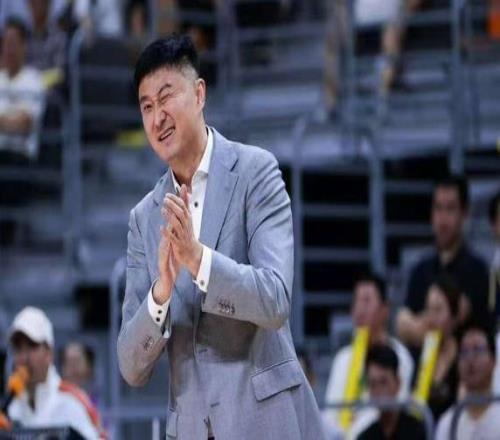 浙江廣廈拒絕輸球！全力擊敗廣東宏遠，布朗對位胡明軒，央視直播