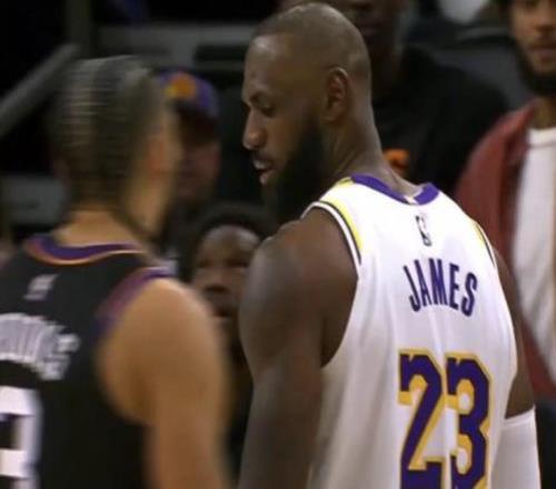 詹姆斯28分湖人輕取太陽，奪得首輪對(duì)位火箭的主場優(yōu)勢