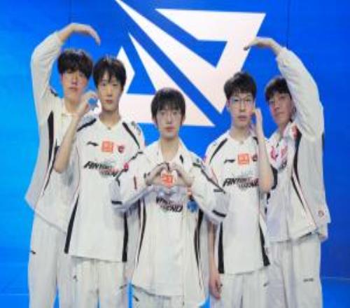 雙邊路被打穿野輔狀態(tài)低迷你認為誰該為AL本場失利負責