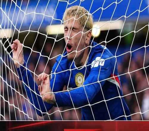 切爾西2億買前鋒，18歲小孩扛全隊(duì)，4人合計(jì)進(jìn)4球