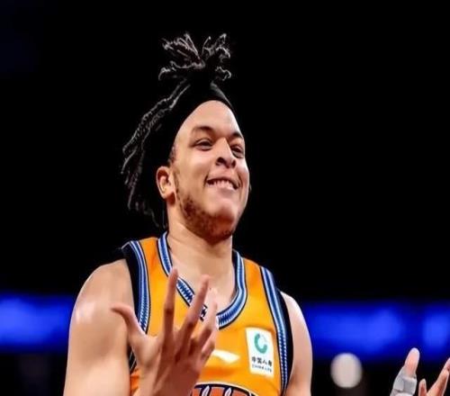 領(lǐng)頭羊麻煩了！核心外援遭遇重傷，盧偉說出真相，想沖總冠軍難了