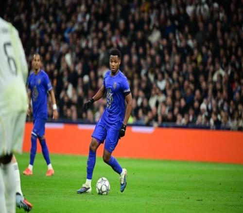 隊報：摩納哥想行使法蒂的1100萬歐元買斷選項，球員愿意留隊