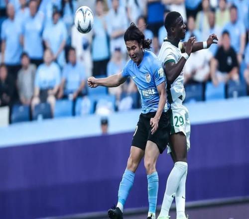 廖錦濤轟中超處子球！破601天球荒，做愛心手勢，大連生涯首球