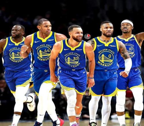 拖著一條傷腿復(fù)出！勇士附加賽魔咒還在延續(xù)