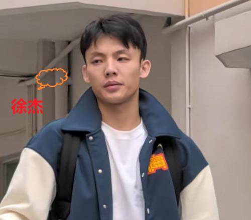 廣東隊(duì)前往杭州！麥考爾笑容滿面，徐杰無精打采小崔輕松愜意