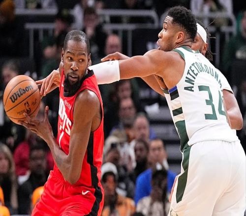 準(zhǔn)備開搶！美媒曬字母哥4筆交易方案：火箭5換1賣申京打造雙超巨