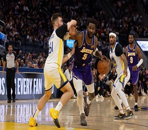 打爆了勇士內線！如今湖人必須要給先發中鋒提供足夠的支持才行