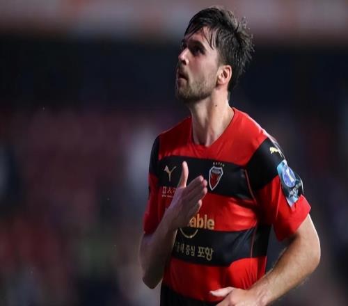 澤卡身為外援中鋒！為何如今中超進(jìn)球效率還不如張玉寧，引發(fā)熱議