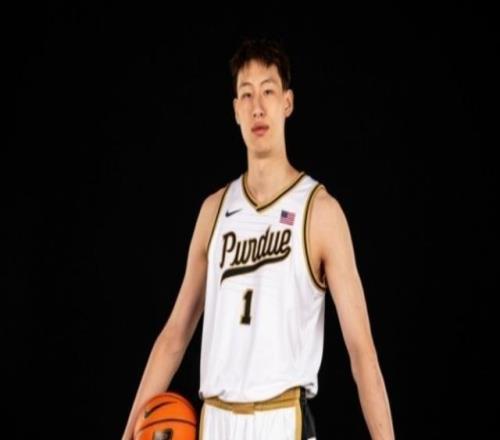 郇斯楠稱(chēng)不關(guān)注NBA選秀前景模擬選秀曾躋身樂(lè)透