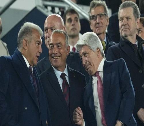 拉波爾塔：當(dāng)然相信巴薩能逆轉(zhuǎn)馬競(jìng)，不過(guò)先專注本周加泰德比