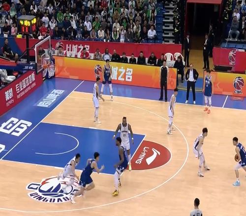 CBA排名榜：北京廣東皆大勝位居前四，青島險(xiǎn)勝遼寧挺進(jìn)季后賽