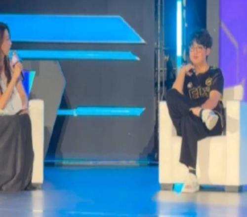 我真沒胖！康康：我要減肥，天天在吃雞腿飯真沒胖我受不了了！