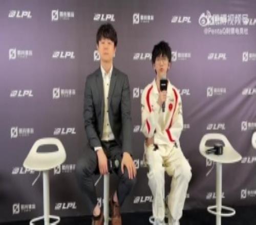 原來(lái)是天神指揮的！ZUIAN：決策指揮以打野為核心吧，輔助中單都會(huì)說(shuō)一些