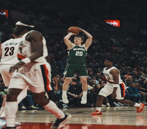 單場11記三分！打破隊史新紀錄！年薪230萬成了頂級射手