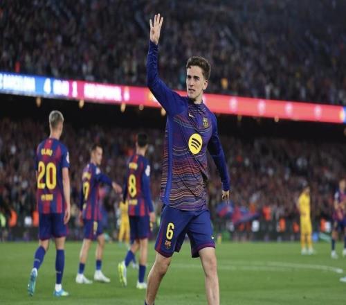 火藥味十足，拉什福德打進第四球后加維模仿皮克比“四指山”