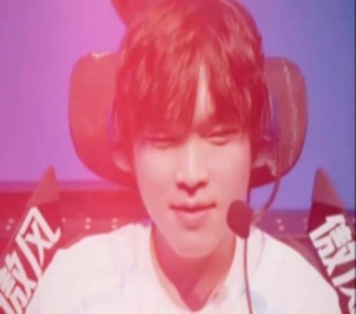 注意，這不是彭于晏！LPL賽事官方發(fā)布Bin對比視頻：別眨眼